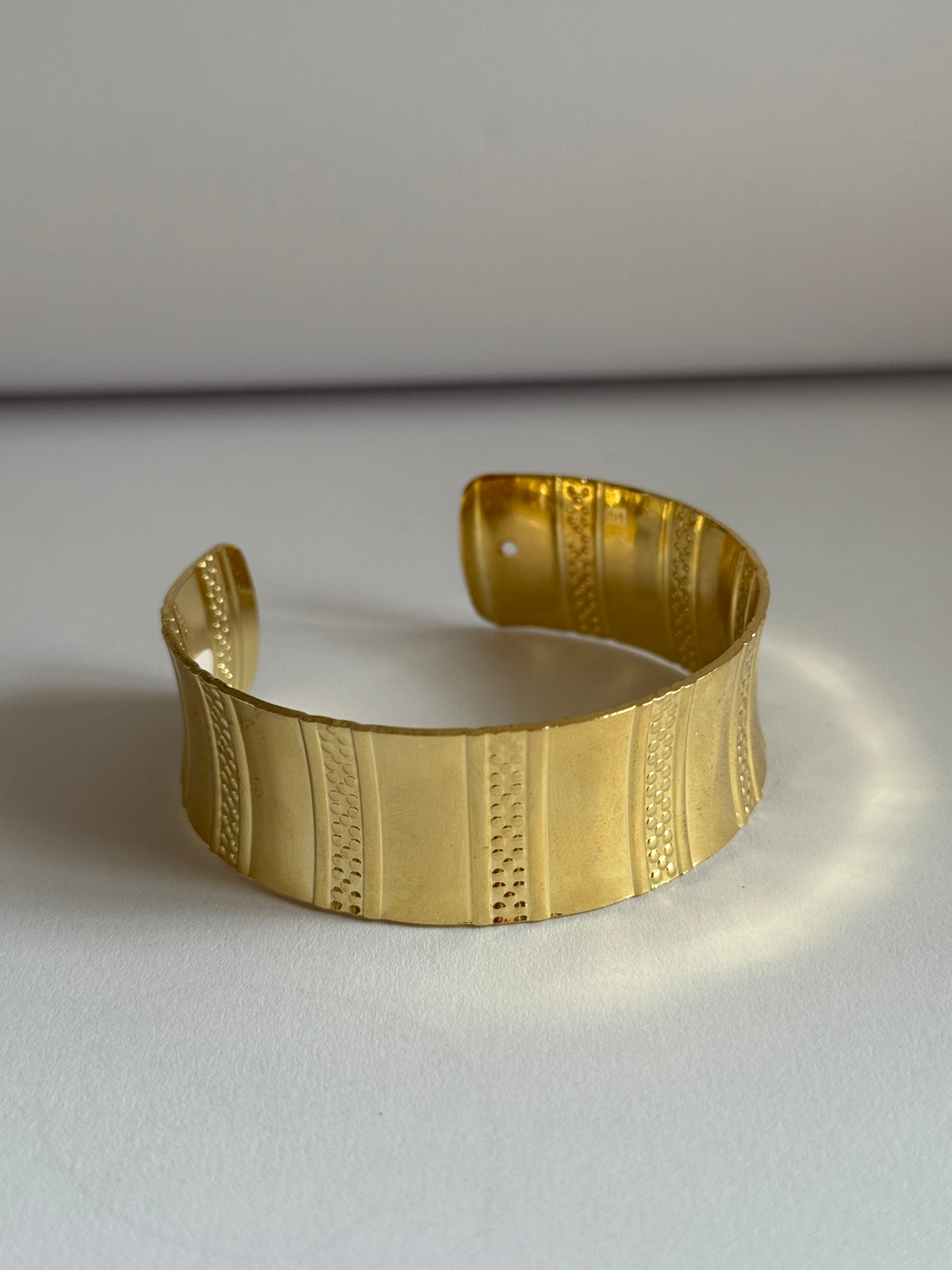 Brazalete Rectangular Dorado