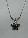 Collar plateado estrella